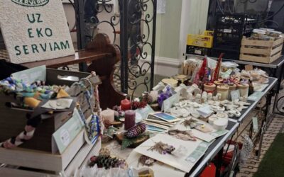 Blagdanski ugođaj i poduzetnički duh na prodaji UZ Eko Serviam  