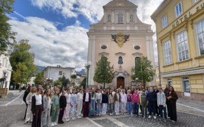 Uršuline zvjezdice na međunarodnom susretu zborova Pueri Cantores u Austriji 